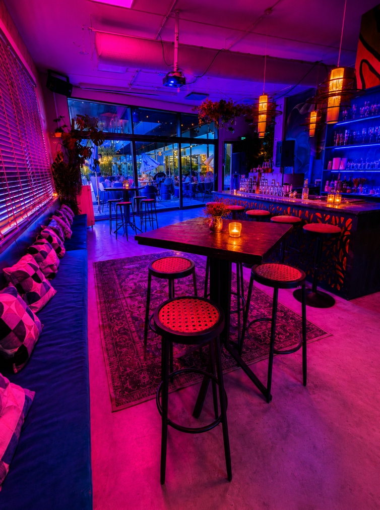 Bar Hout Party and Celebration setup